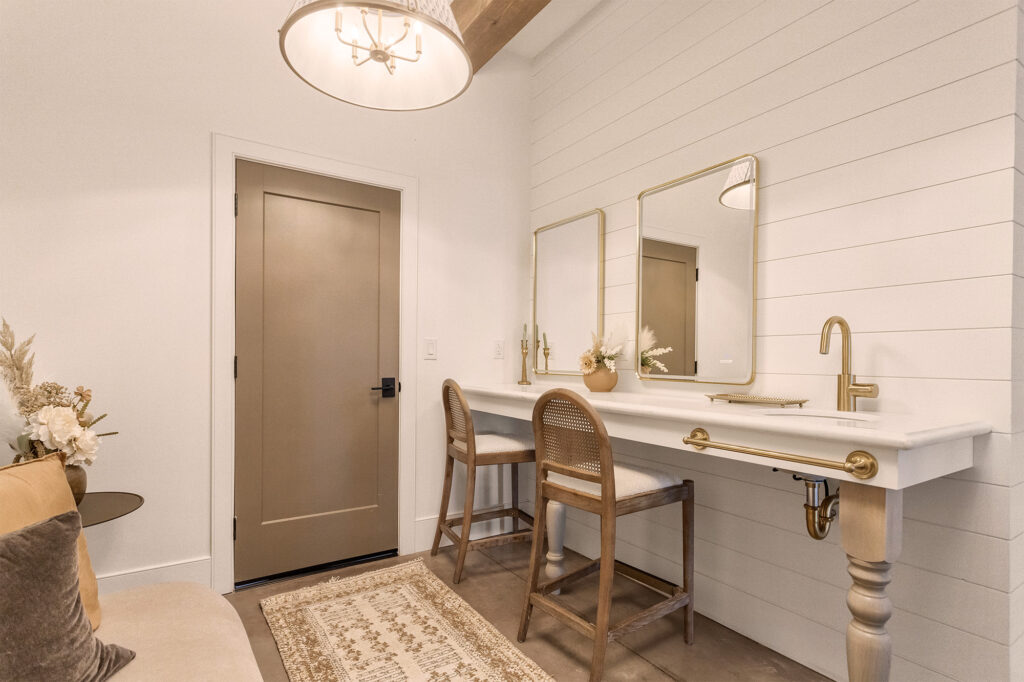 IMG_4421_v1.0-2000x1333